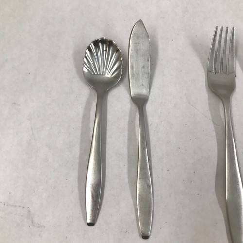 Oneida Jasmine 38 Piece Lot 18/10 Stainless Knife Fork Spoon Serve Replacement - Picture 2 of 13