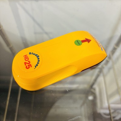 Zircon StudSensor HD25 Stud Finder With Spot light Pointer 3/4