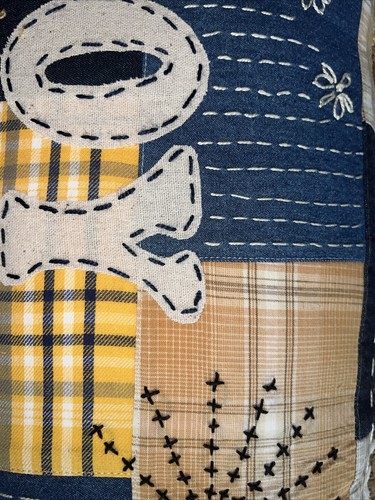Almohada Patchwork “Joy” - Imagen 4 de 5