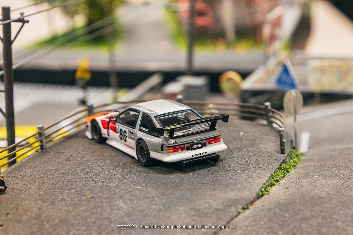 アトリエダーム　size9 In Stock) Tarmac Works 1/64 Toyota Sprinter Trueno AE86