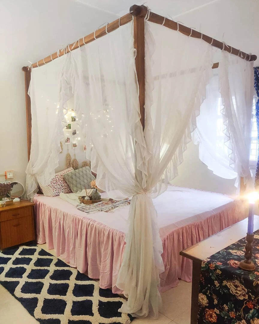 Rooms to go 2024 canopy bedroom sets
