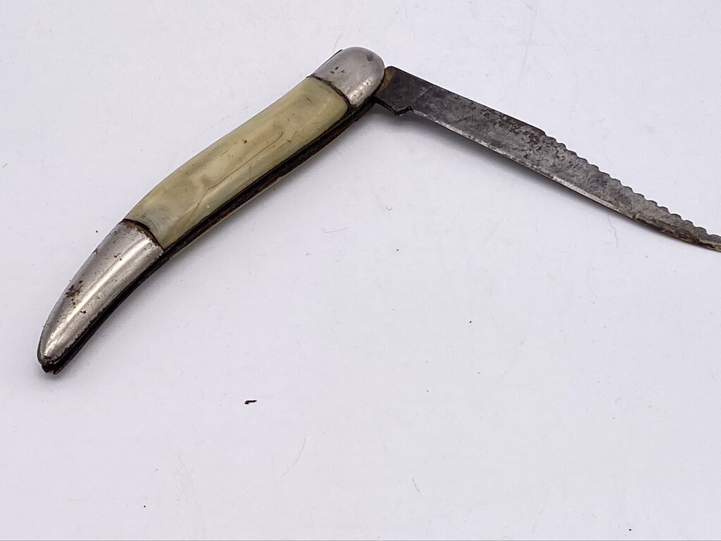 Vintage 5" Single Folding Blade Colonial FISHKNIFE Pocket Filet Knife