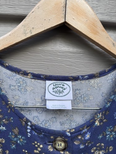 Vintage Laura Ashley 10 Blue Floral Cottagecore Pleated Jumper Dress Sleeveless - Picture 3 of 14