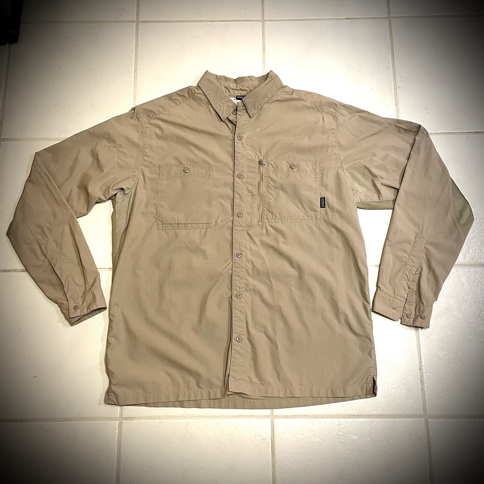 Patagonia Mens XXL Sol Patrol Shirt Light Brown Fishing Hiking Travel
