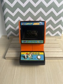 Vintage 1982 Coleco Nintendo Donkey Kong Junior Jr Tabletop Arcade CIB Minty