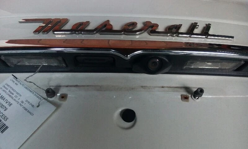 Maserati Ghibli 2016 maletero con cámara Foto 2 de 4