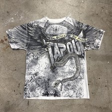 ??Y2K Tapout "The Brave Die Proud" AOP Graphic T-Shirt Size Medium 20x24.5