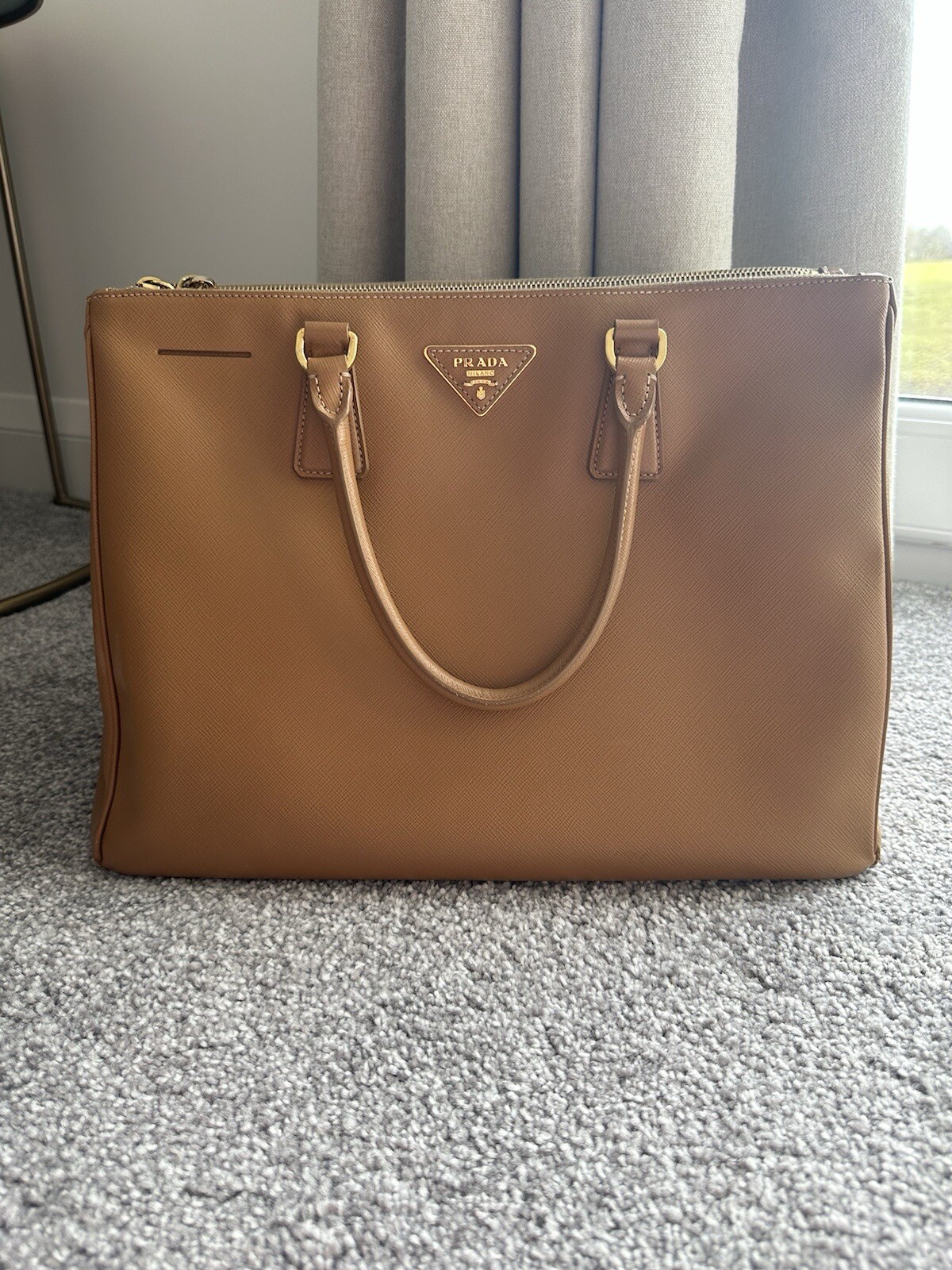 Prada Galleria Saffiano, Tan 100percent Authentic RRP £2400