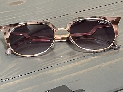 Cat Eye Fashion Sunglasses Fendi Triangle Metal Frame Gradient