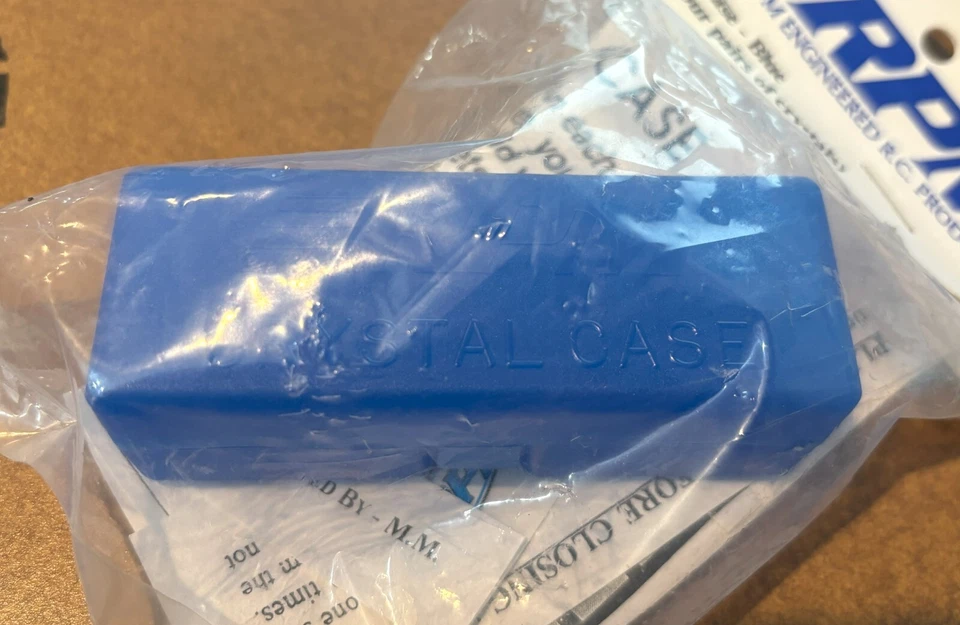 RPM 80395 Crystal Case - Blue (Holds 4 Pairs of Crystals) RC Part - Image 3 of 4