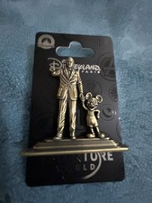 Disney Pins Paris Partners Statue Walt & Mickey Mouse Adventure World MOC 