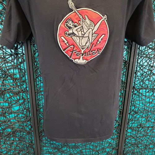 FENDER GUITAR T SHIRT MENS XL BLACK EMBROIDERED GRAPHIC COTTON ROCK ROLL VIXEN - Picture 5 of 12