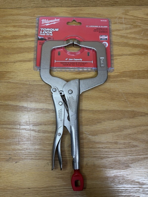 Milwaukee 48-22-3531 Milwaukee Tool 11 in. Torque Lock Locking C-Clamp