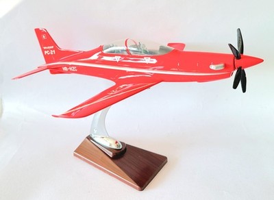 Pilatus PC-21 Swiss Air Force Trainer Premium Collectors Model Scale 1:34