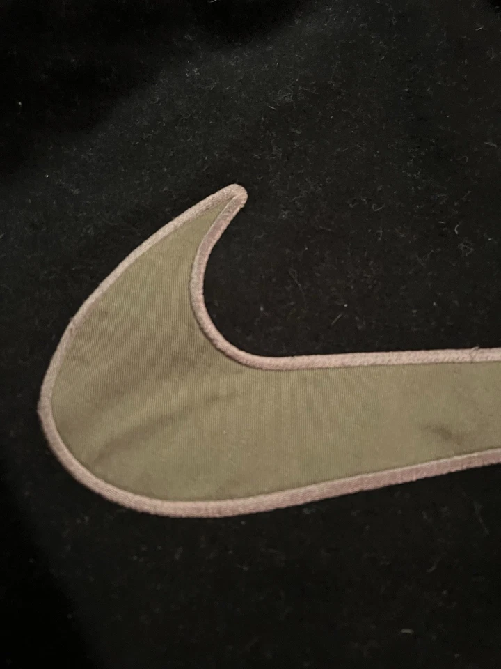 Chaqueta Universitaria Nike Swoosh Bomber Vintage Años 90 Talla XL Negra y Tostada Foto 4 de 4