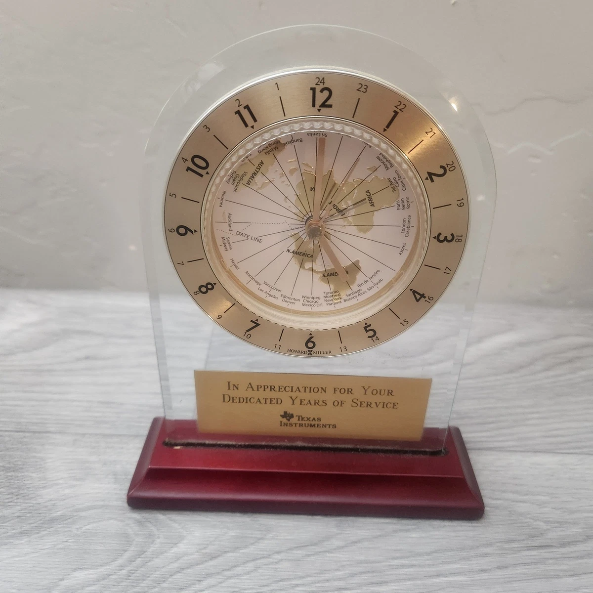 Howard Miller Bryant Orologio Da Tavolo Con Sveglia - Vetro, Legno E Metallo, Quadrante Con Numeri Romani, Movimento Silenzioso - 2