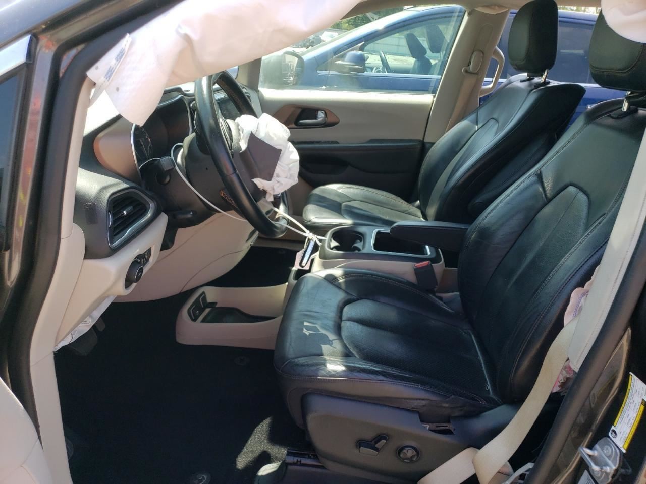 PACIFICA  2017 Glove Box 4666587 thumbnail 7