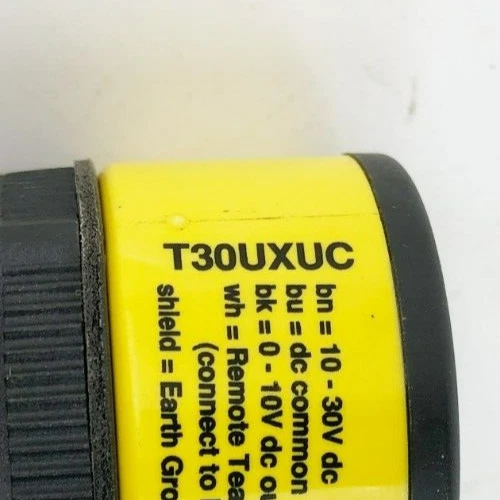 New Banner Engineering T30UXUC Ultrasonic Sensor 3m Range 0-10VDC Analog Output - Image 3 of 4