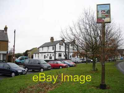 Foto 6x4 The Walnut Tree Eccles No eccles cakes here this is Kent home o c2006