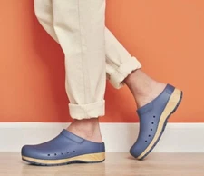 Womens Dansko Kenton Collection Molded Blue Arch Support Clogs Size 40 Shoes EUC