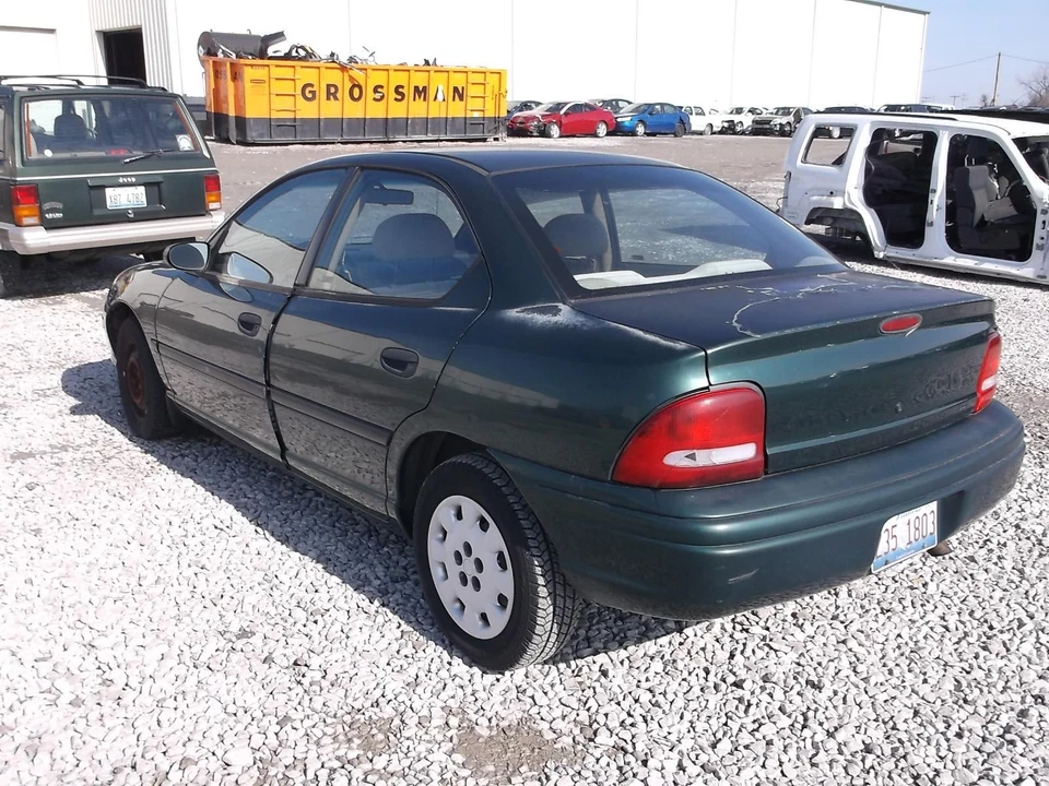 Parachoques delantero usado refuerzo se adapta a: 1998 Plymouth neón delantero grado A Foto 3 de 4