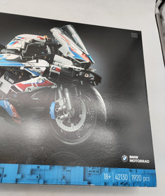 LEGO 42130 BMW M 1000 RR Sealed New MISB Technic Technic EOL Motorcycle 42056