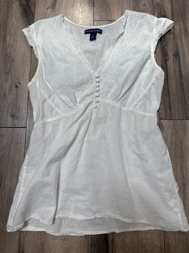 Bandolino Blu Womens M White Sleeveless 90's Y2K Embroidered Blouse Button Babyd