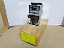 Relé de control Square D 8501X040, 600 VAC, 4 contactos N/O bobina 48V, NUEVO - EN CAJA