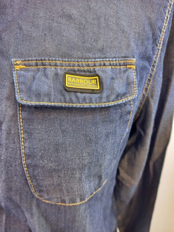 Camisa Barbour Estilo Denim Mangas Largas Bolsillos Abotonados Talla 16 Ex Con Foto 2 de 4