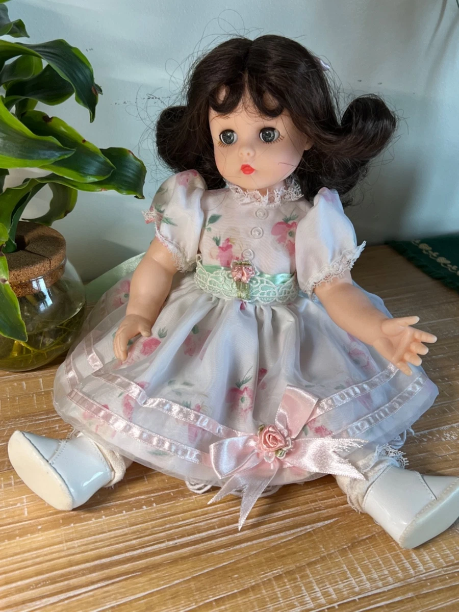 Madame Alexander Kelly In Vintage Madame Alexander Dolls (1948