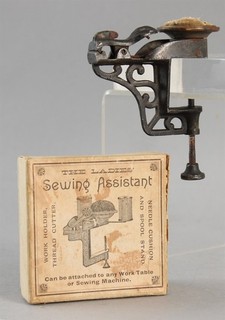 RARE 19thC Antique Cast Iron Ladies Sewing Assistant Sewing Bird Pin Cushion