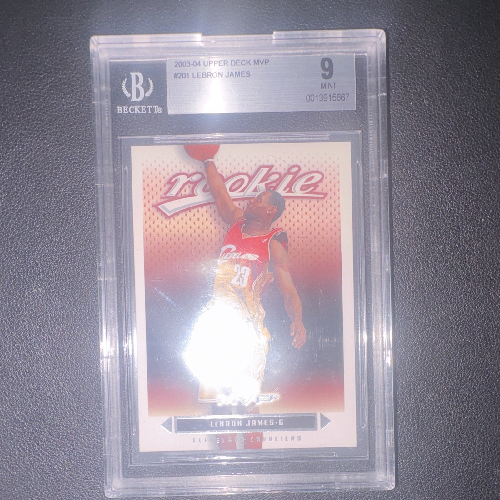 Upper Deck 2003-04 MVP LeBron James Rookie #201 Cavaliers BGS 9 Mint