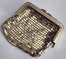 Classy Coin Purse Gold Tone Metal Mesh Not Lined 2.67 inches wide 35.7 grams