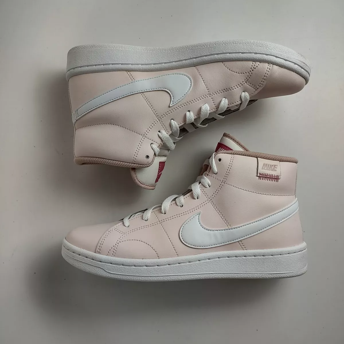 Pink nike store court royale