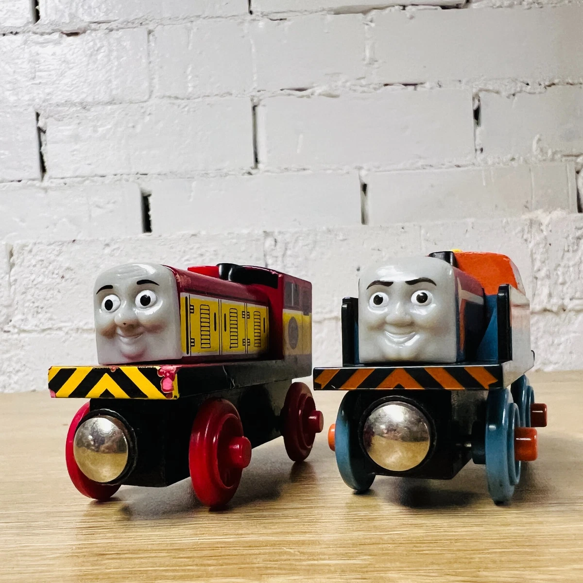 Dart Den Thomas the Tank Engine Friends Wooden Railway