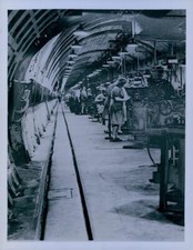 1943 Factory Workers 60 ft Below Ground England Press Photo