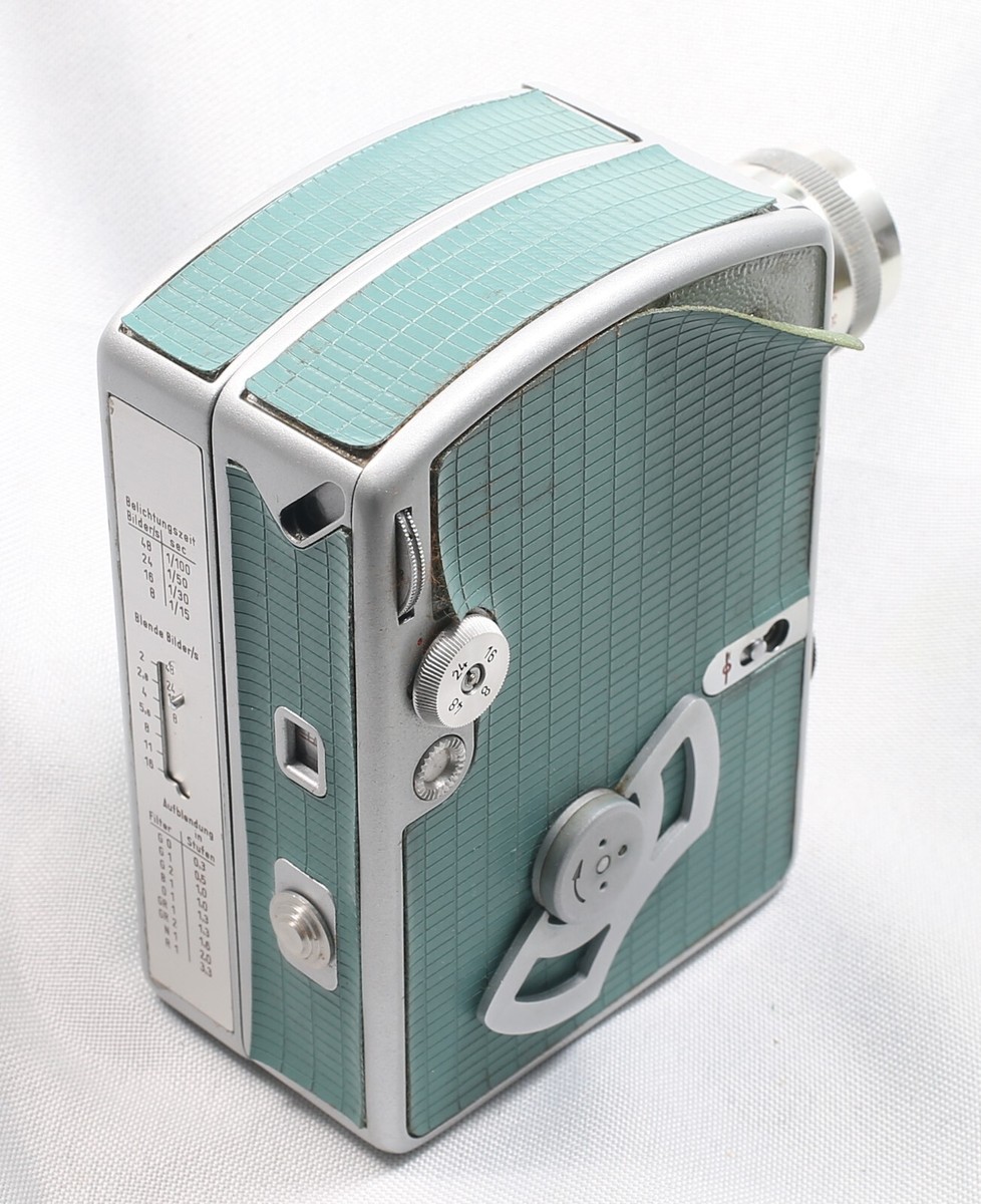 Movie Camera Pentaka 8 With Zeiss Sonnar 40mm Lens and Original