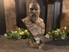 GOD OF WAR KRATOS STATUE 10 INCHES