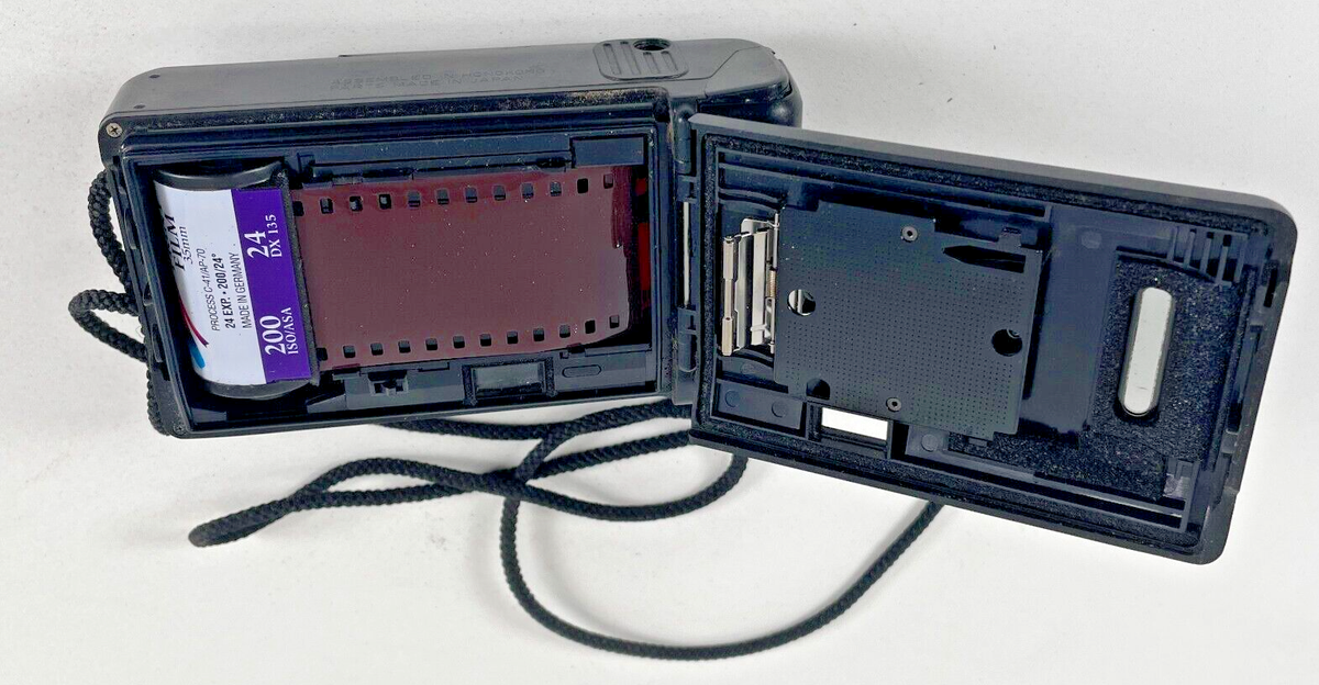 Olympus Infinity S 35MM Point and Shoot 1:3.5 Lens For Parts Or