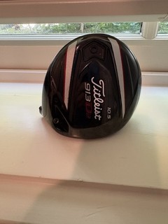 Titleist 913D2 Series Driver 10.5° Head Only RH VERY CLEAN
