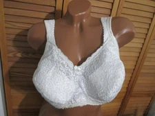 🌹Playtex 18hr Bra 4088🌹Size 40D🌹Wirefree Style Comfortable Straps