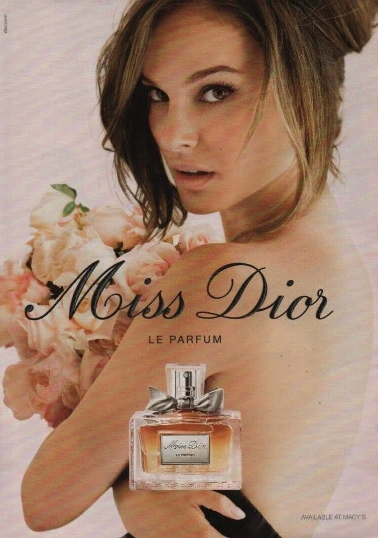 Publicité papier Parfum. Perfume Ad Miss Dior de Dior 2012 France