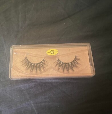 eye lashes extension