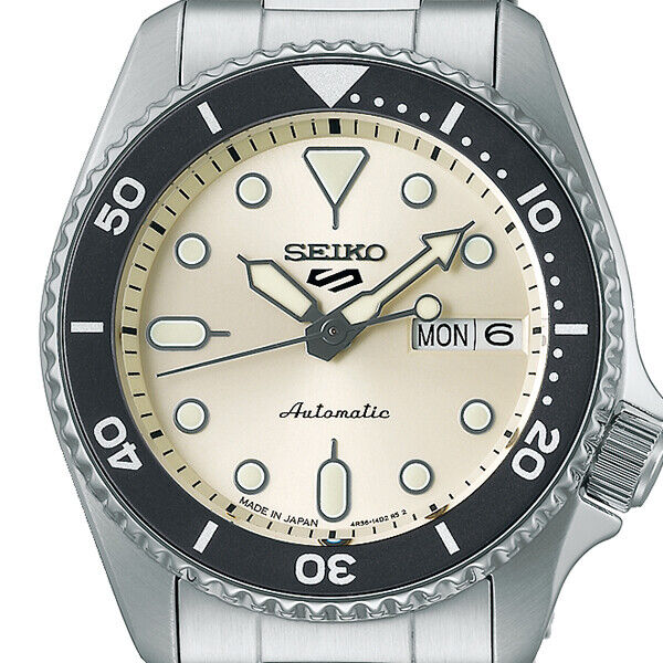 Seiko 5 sports SKX Sports Style SBSA227 Off-white Automatic Seiko 5 sports SKX Sports Style SBSA227 Off-white Automatic