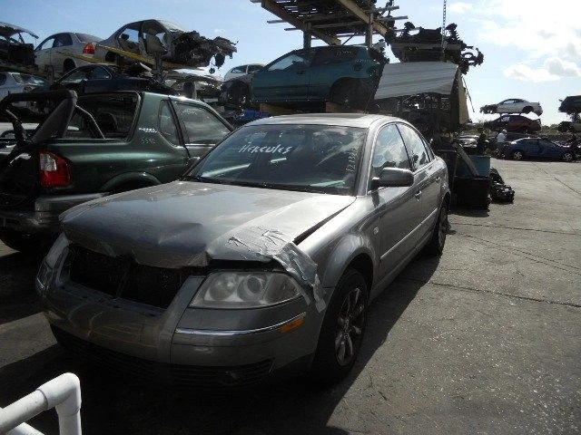 Módulo de controle eletrônico motor ECM 1.8L através de VIN 154566 compatível com 04 PASSAT 476891 - Imagem 4 de 4