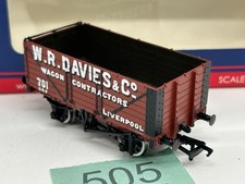 Bachmann OO 37-2011K 7 plank fixed end wagon 701 in 'W. R. Davies & Co' promo...