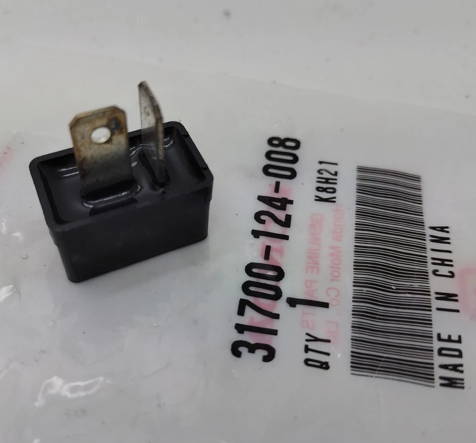 Honda ATC250 CL360 CB750 CBX750p CB1000 CBX Rectifier 31700-124-008 Genuine.Nos - Image 2 of 3