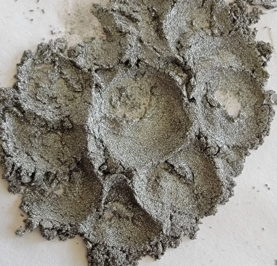 PURE ESSENTIALS BARE EYE SHADOW MINERALS - ANTIQUE SILVER- 10G Sifter Jar - Image 3 of 4