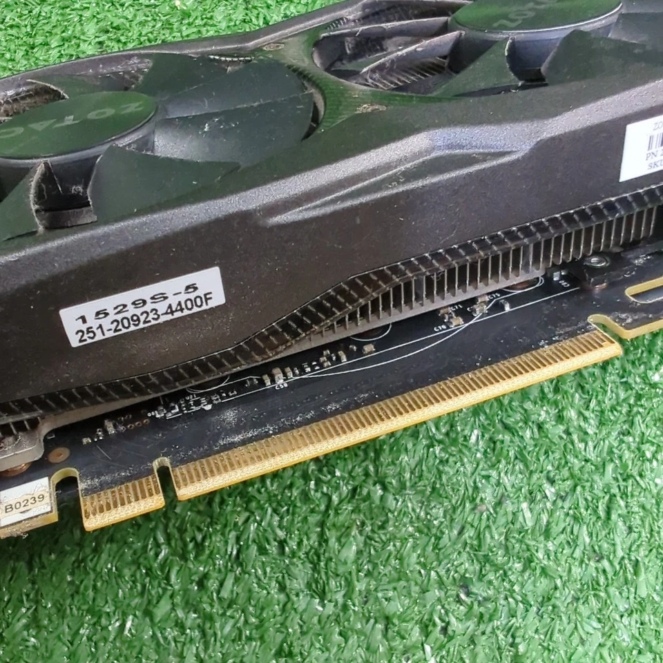 ZOTAC AMP! Extreme NVIDIA GeForce GTX 980 Ti 6GB Graphics Card - Image 4 of 4