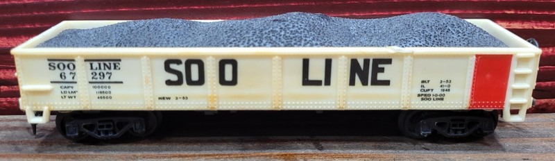 *Kato HO-Scale SOO Line Coal Cart (Yellowing)*